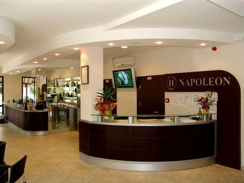 Hotel Napoleon San Mauro Mare Экстерьер фото